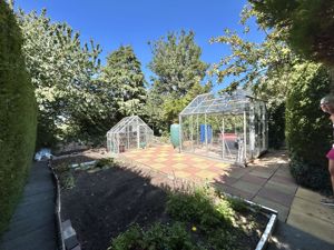 Photo 24- click for photo gallery